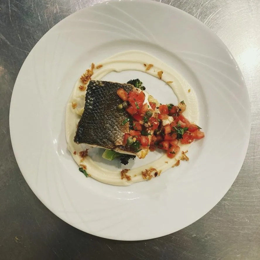 Pan-fried sea bass with tomato salsa